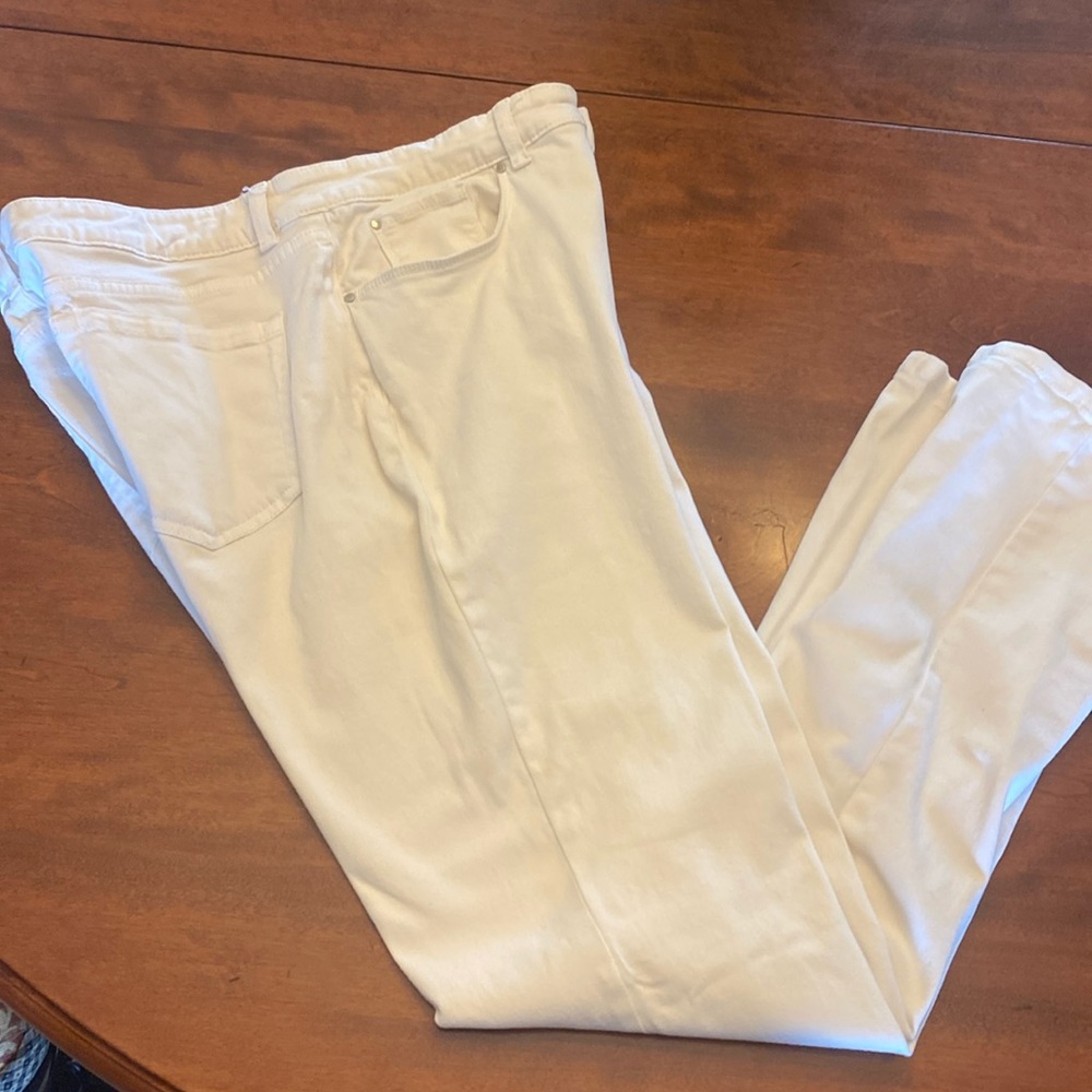 Charter Club White Jeans Size 16